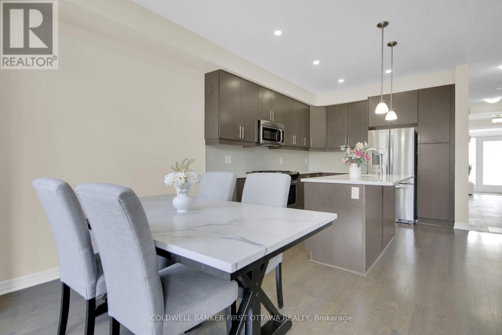 Photo 17 of 168 Hawkshaw Crescent, Ottawa ON