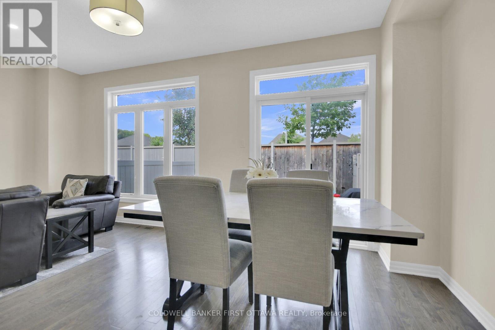 Photo 19 of 168 Hawkshaw Crescent, Ottawa ON