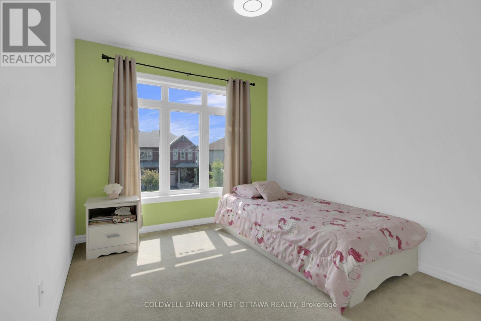 Photo 29 of 168 Hawkshaw Crescent, Ottawa ON