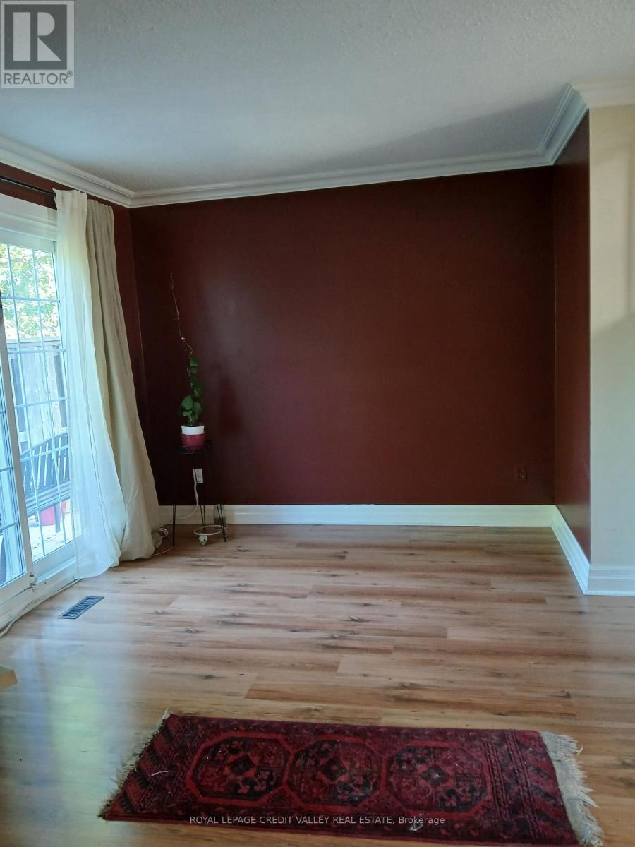 Photo 7 of 24 Sutter Avenue, Brampton ON