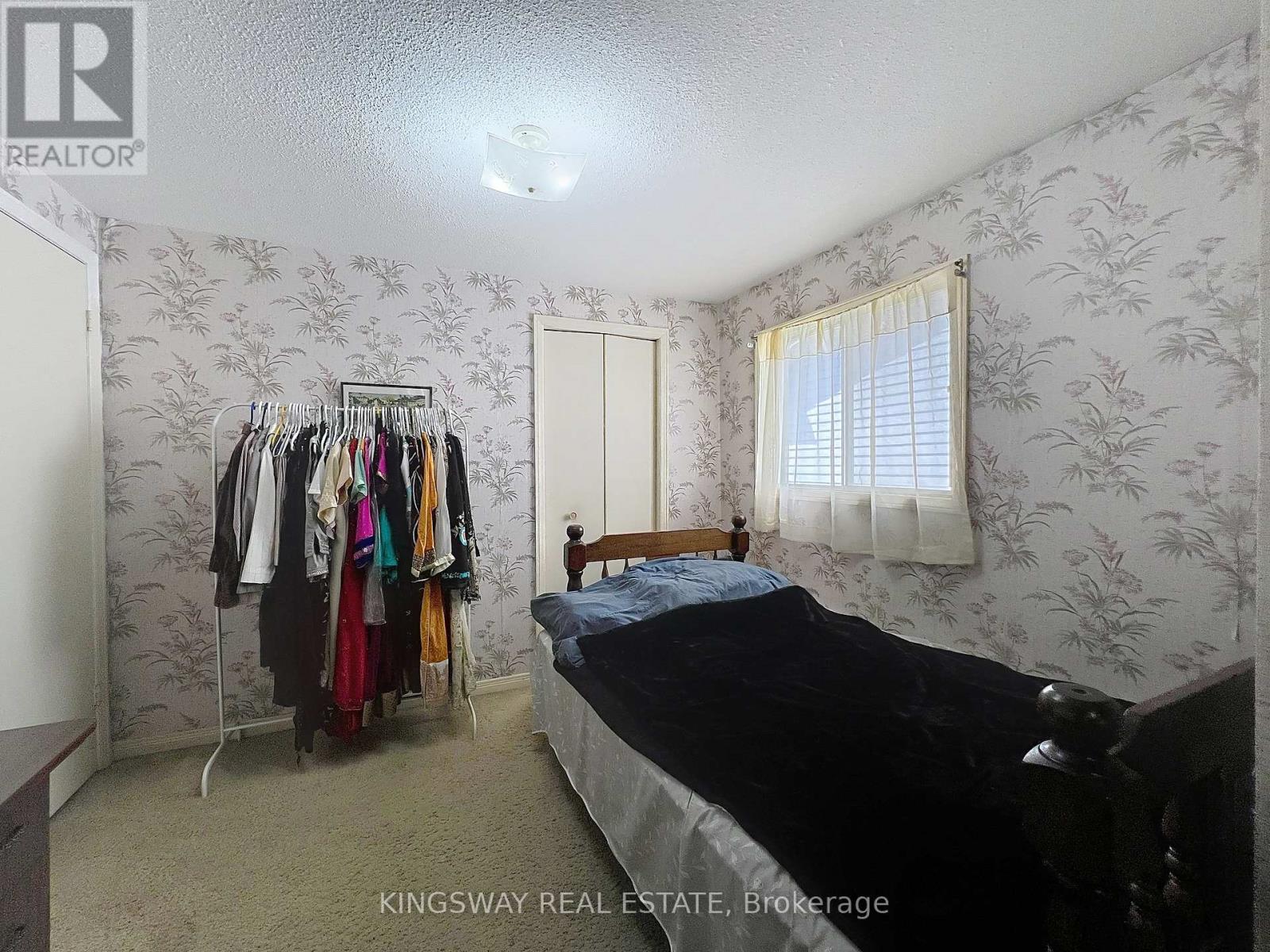 Photo 35 of 55 Copperwood Square, Toronto ON