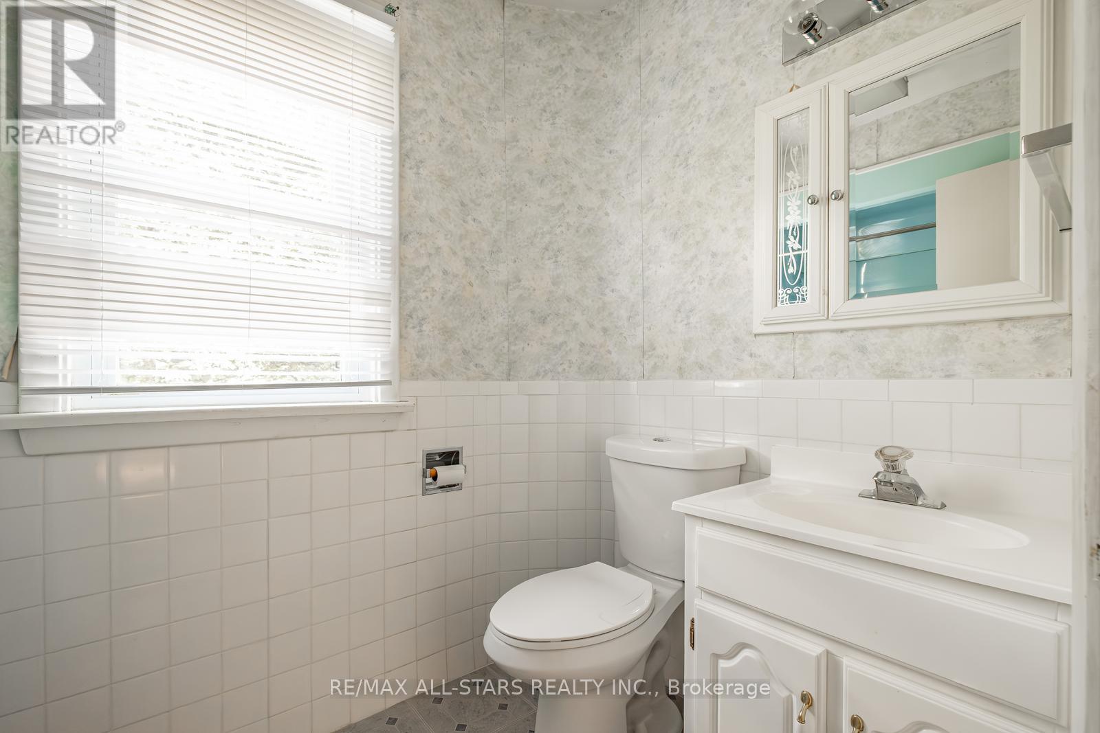 Photo 24 of 6 Elizabeth Street, Markham ON