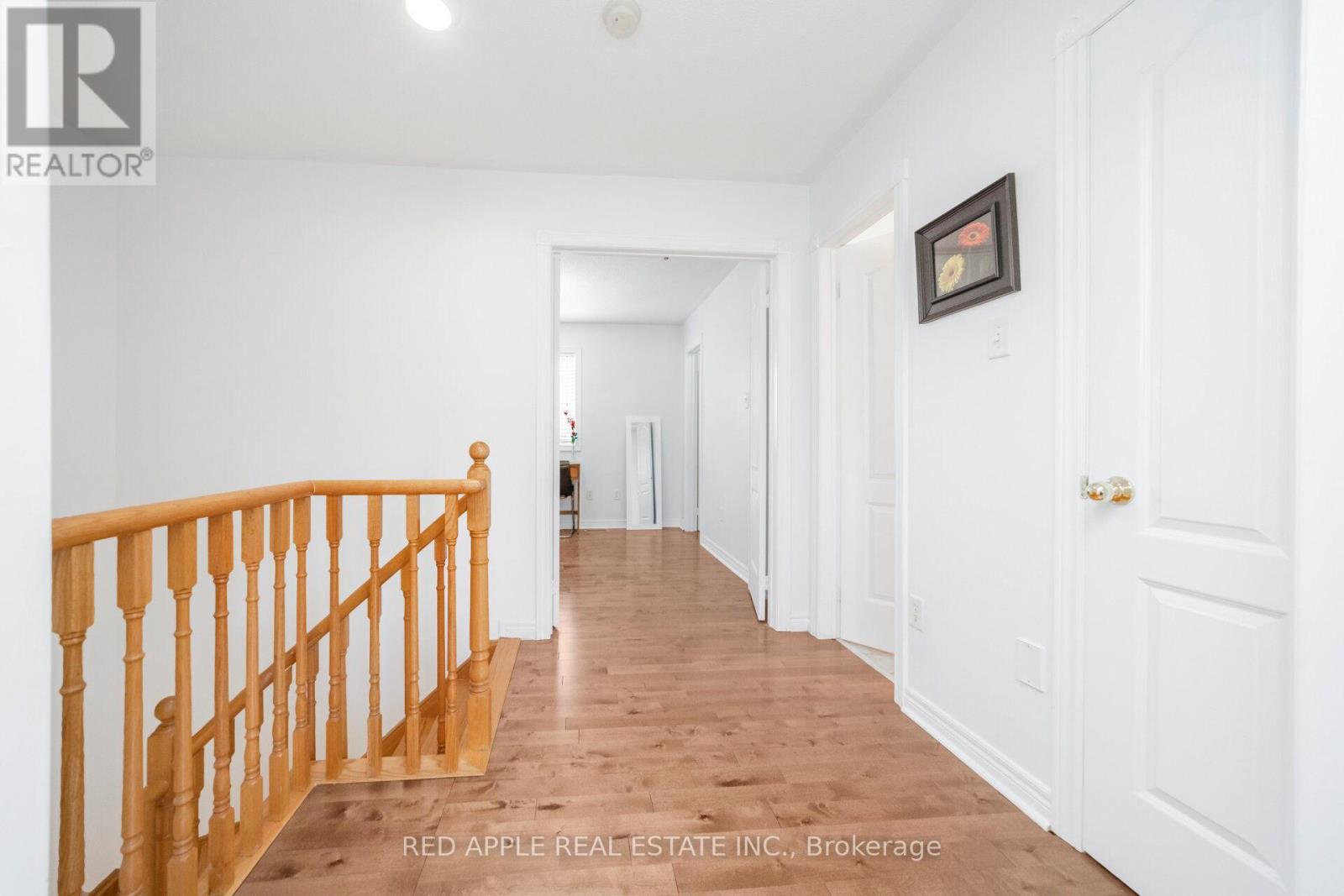 Photo 21 of 52 Tiller Trail, Brampton ON