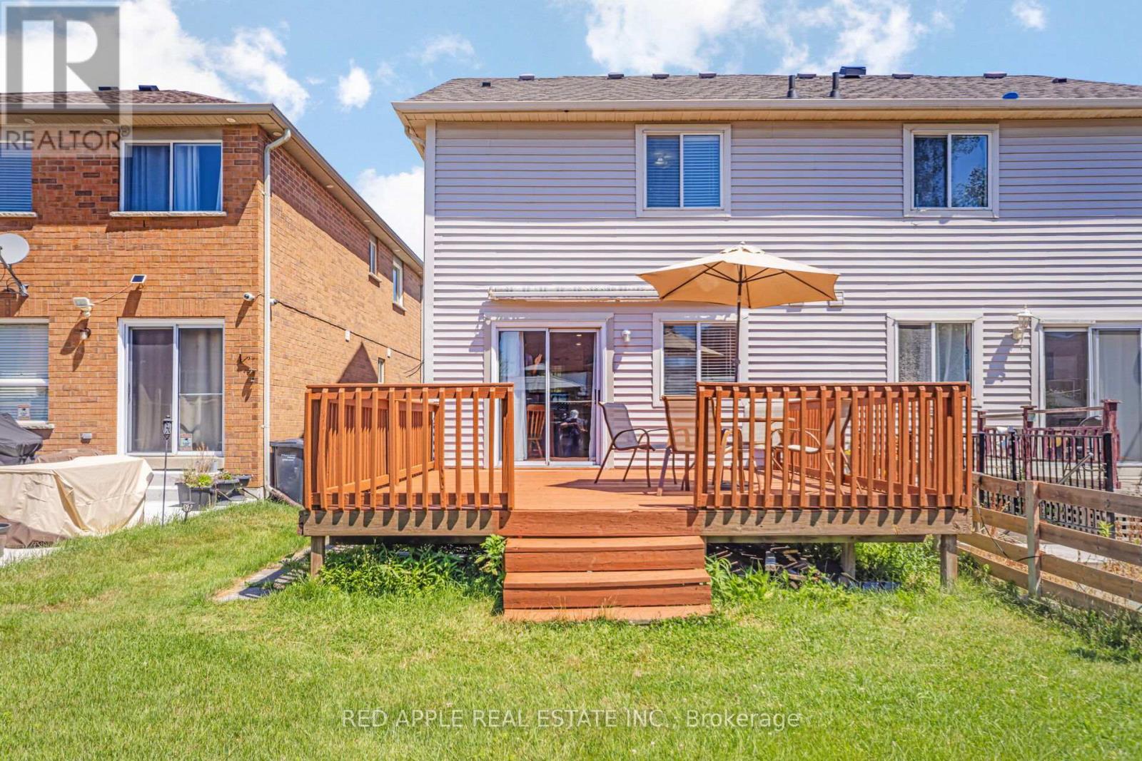 Photo 40 of 52 Tiller Trail, Brampton ON