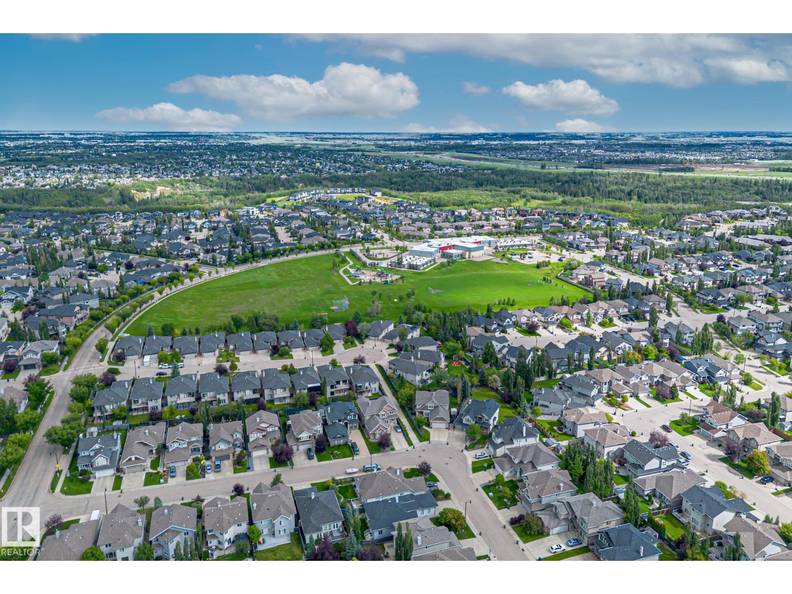 Photo 3 of 6130 Maynard Cr Nw, Edmonton AB