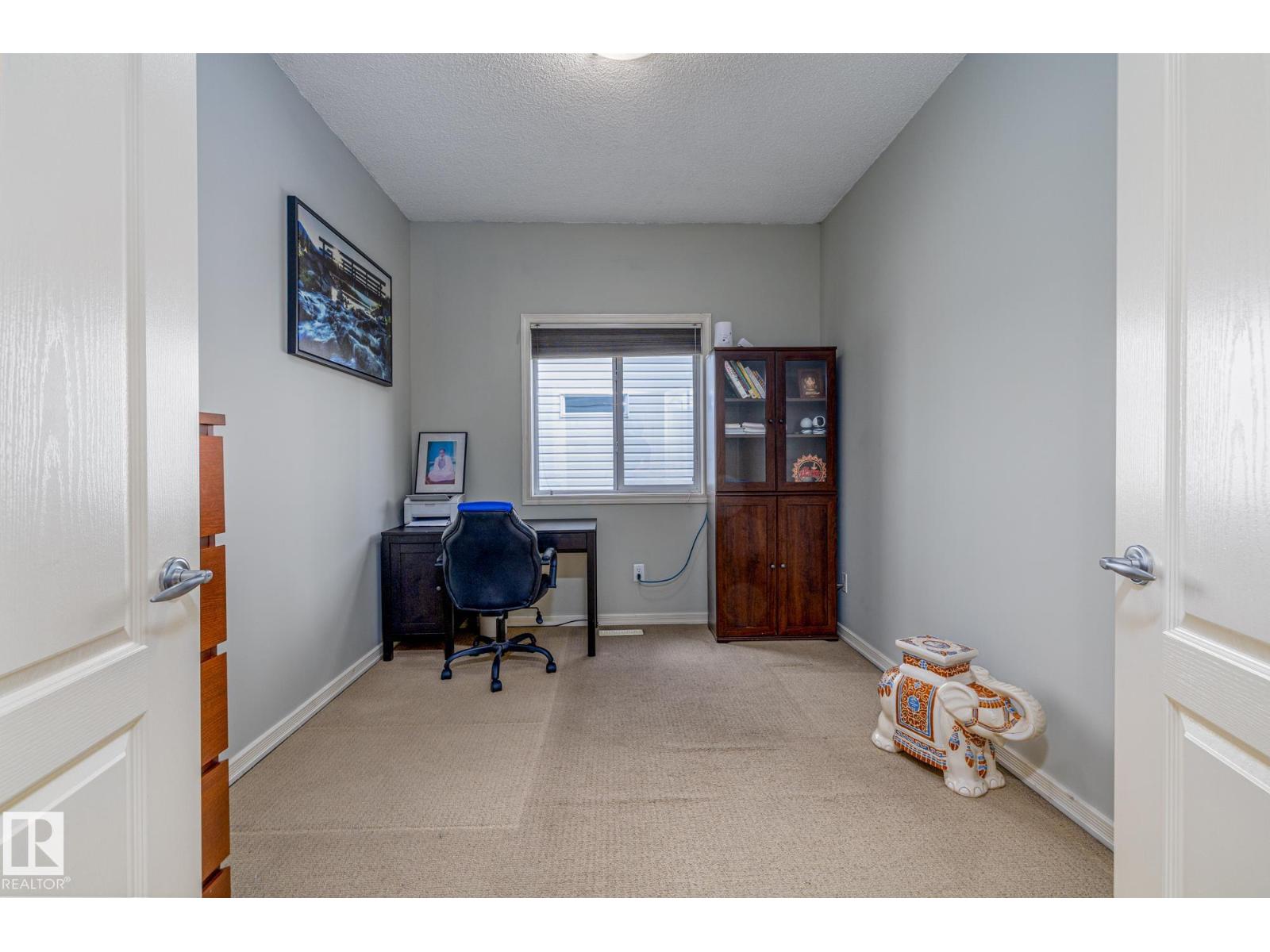 Photo 24 of 6130 Maynard Cr Nw, Edmonton AB