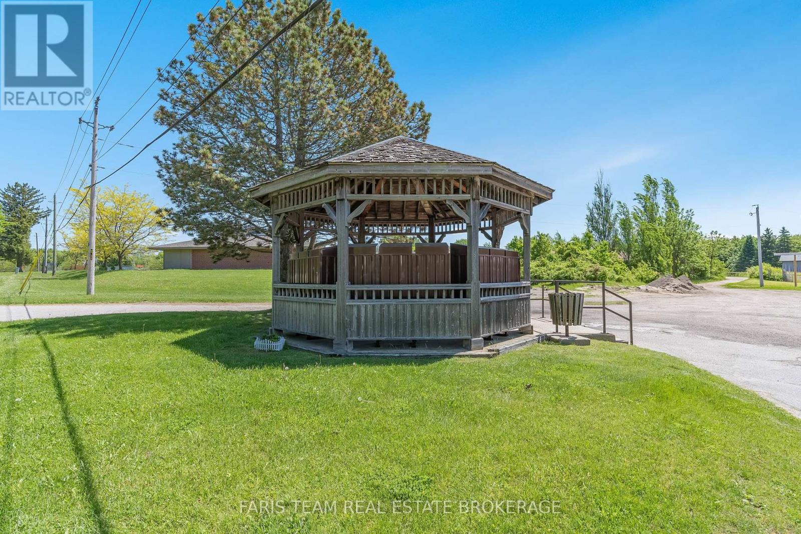 Photo 25 of 79 Stans Circle, Midland ON