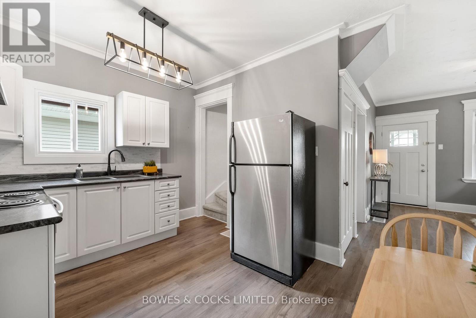 Photo 15 of 283 Lake Street, Peterborough Central ON