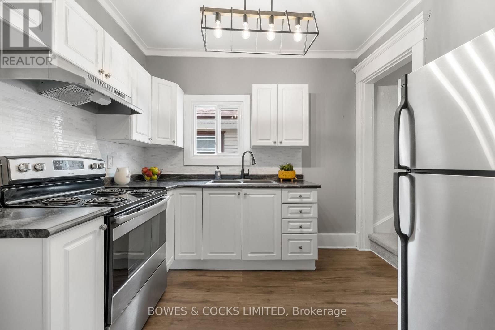 Photo 16 of 283 Lake Street, Peterborough Central ON