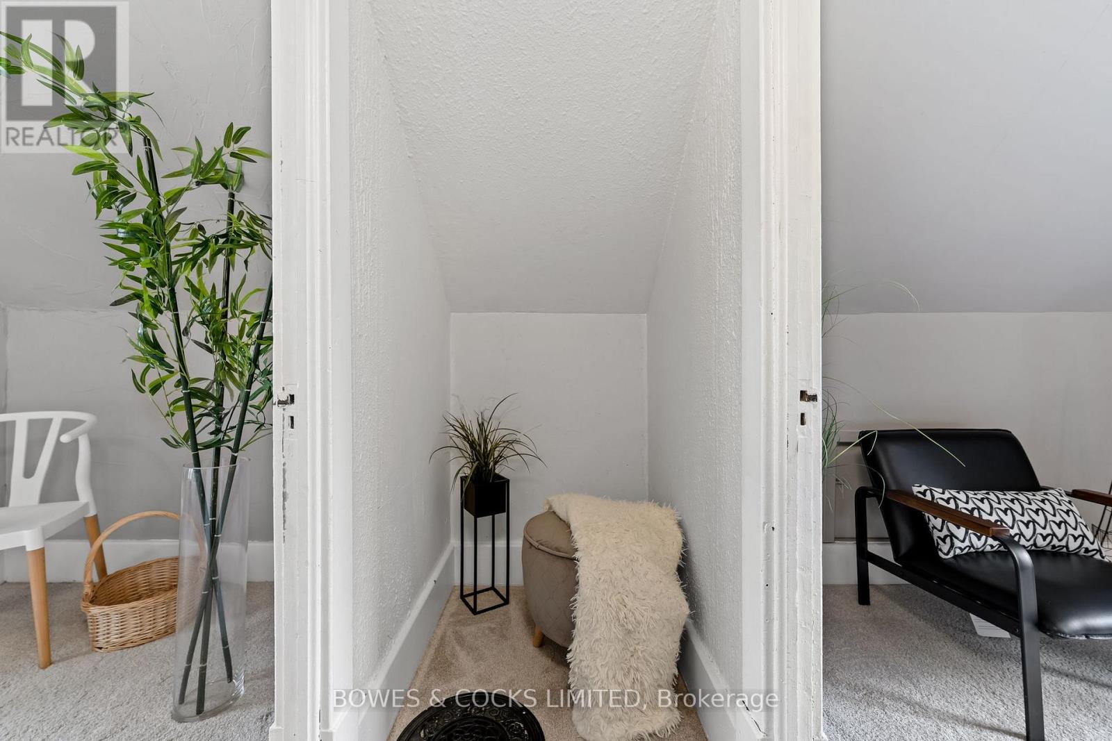 Photo 27 of 283 Lake Street, Peterborough Central ON