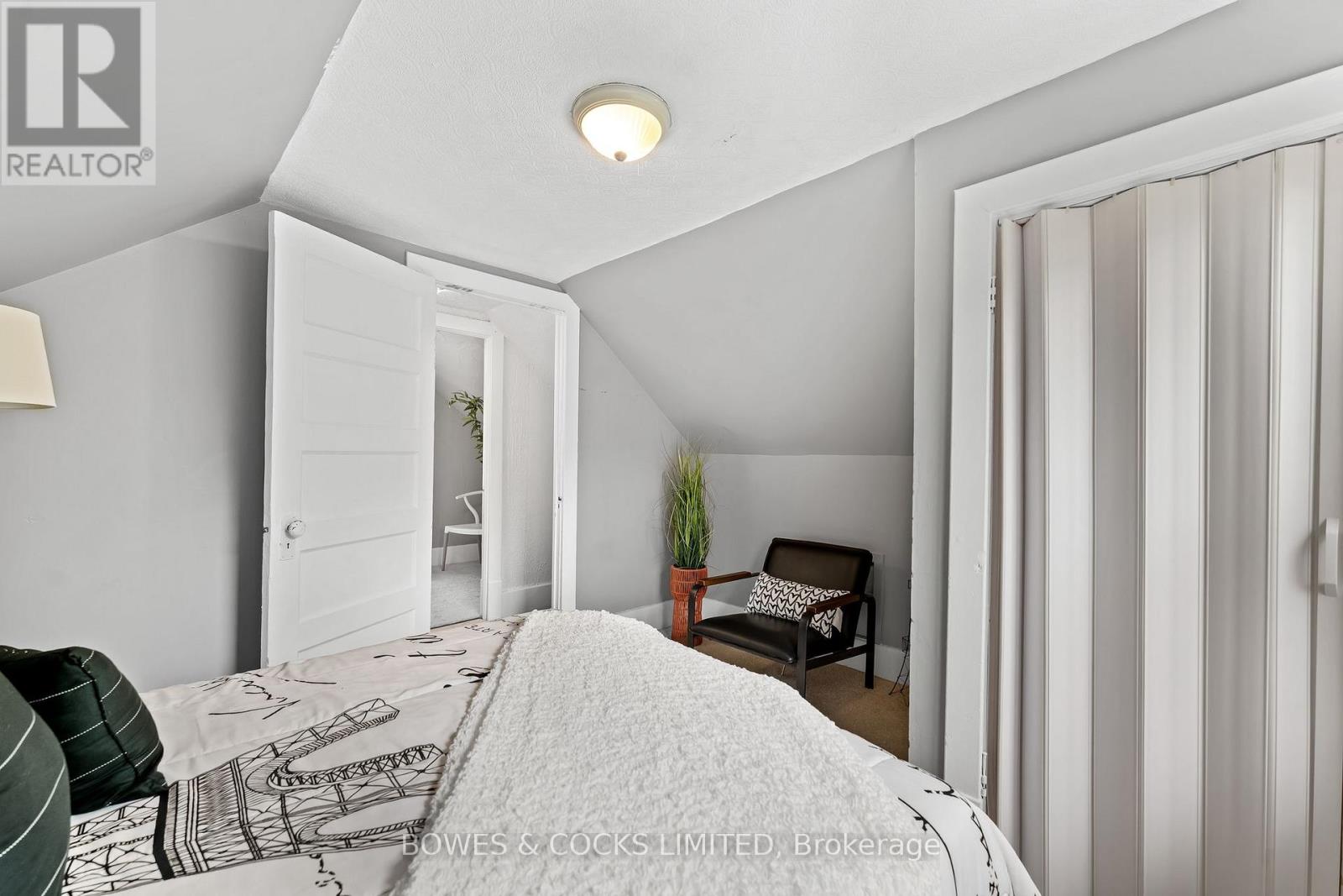 Photo 31 of 283 Lake Street, Peterborough Central ON