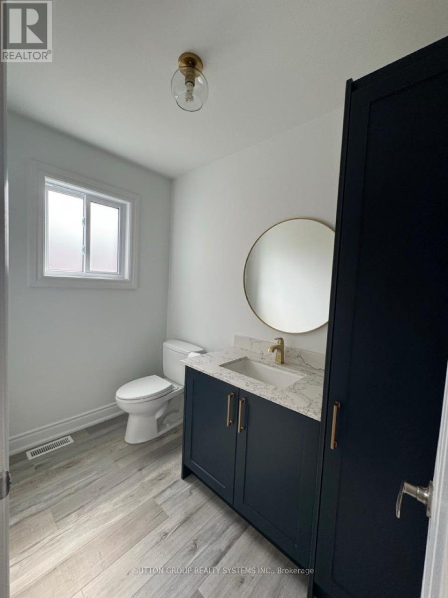 Photo 10 of 4521 Longmoor Road, Mississauga ON