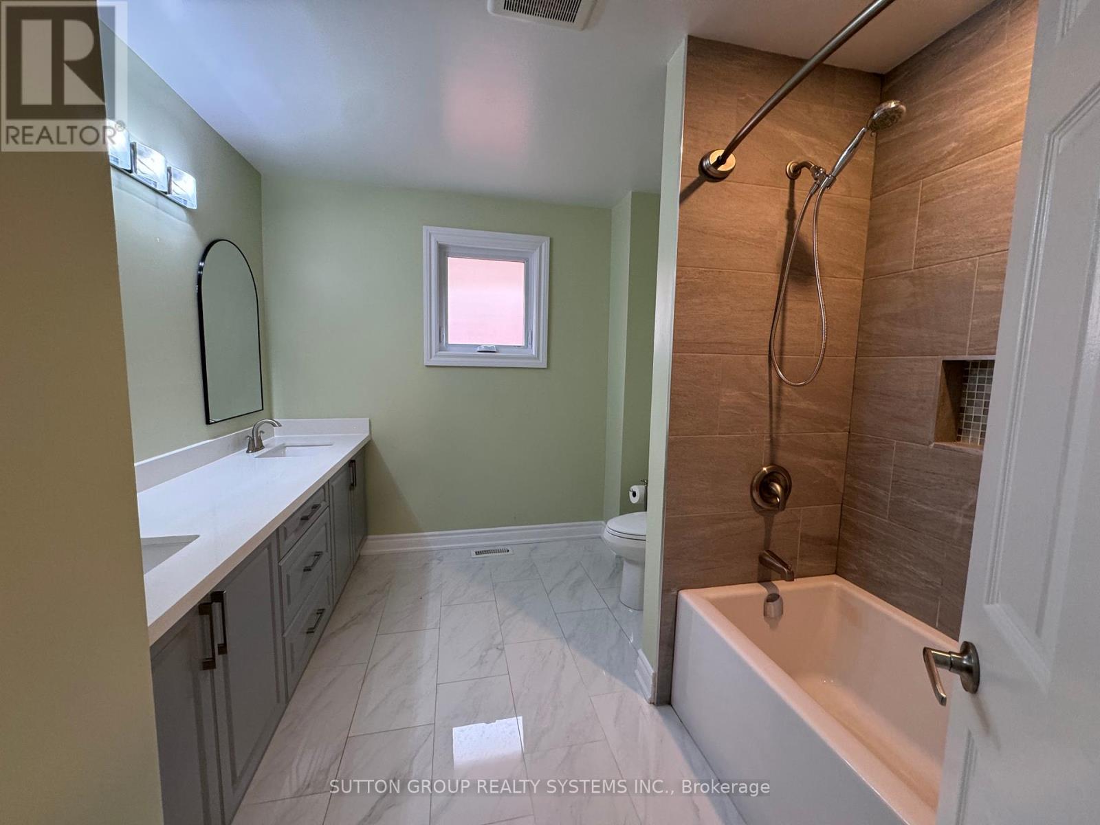 Photo 11 of 4521 Longmoor Road, Mississauga ON