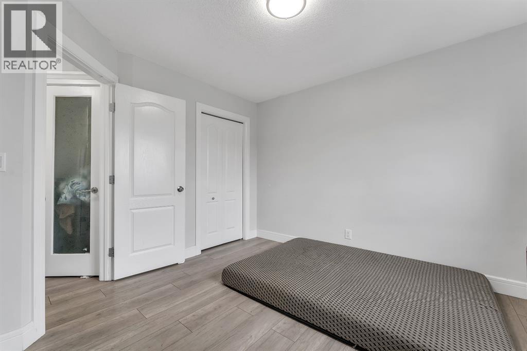 Single Family House for Sale in  saddlecreek Way NE Saddle Ridge Calgary 