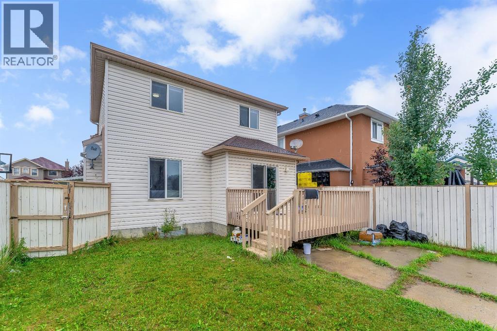 Single Family House for Sale in  saddlecreek Way NE Saddle Ridge Calgary 