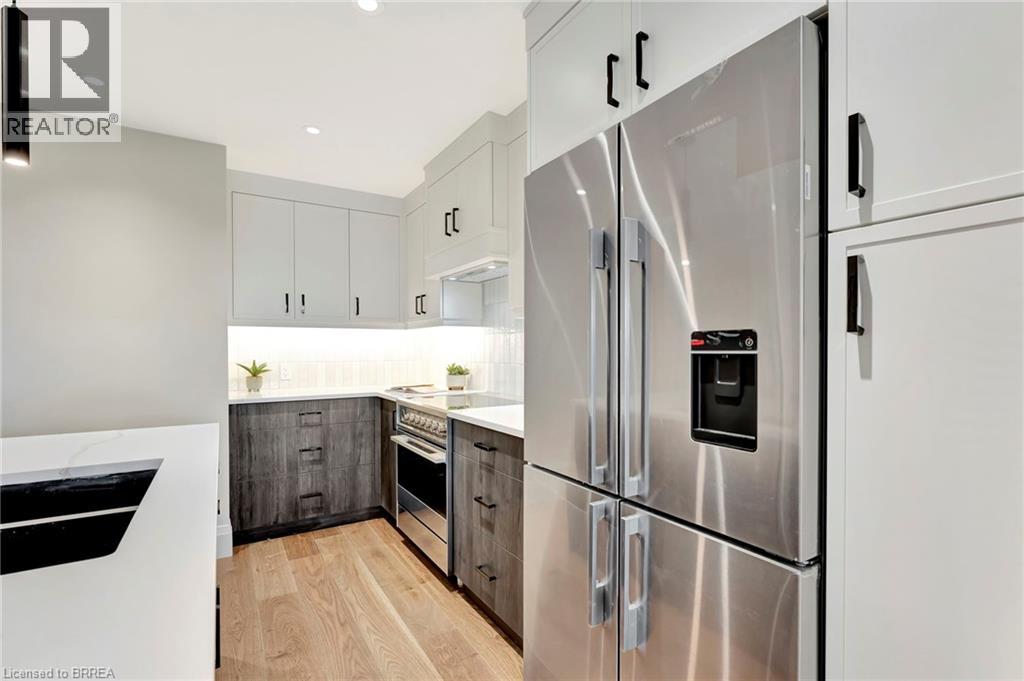 Photo 10 of 7 Grand River Street N Unit 201, Paris ON