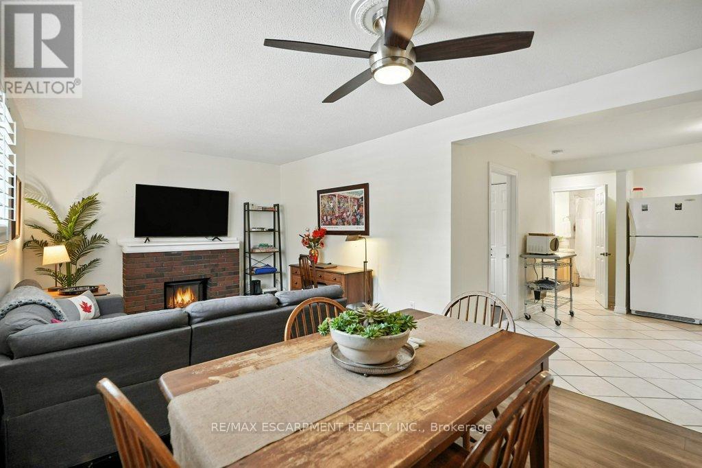 Photo 10 of 18 6 Vineland Avenue, Hamilton ON