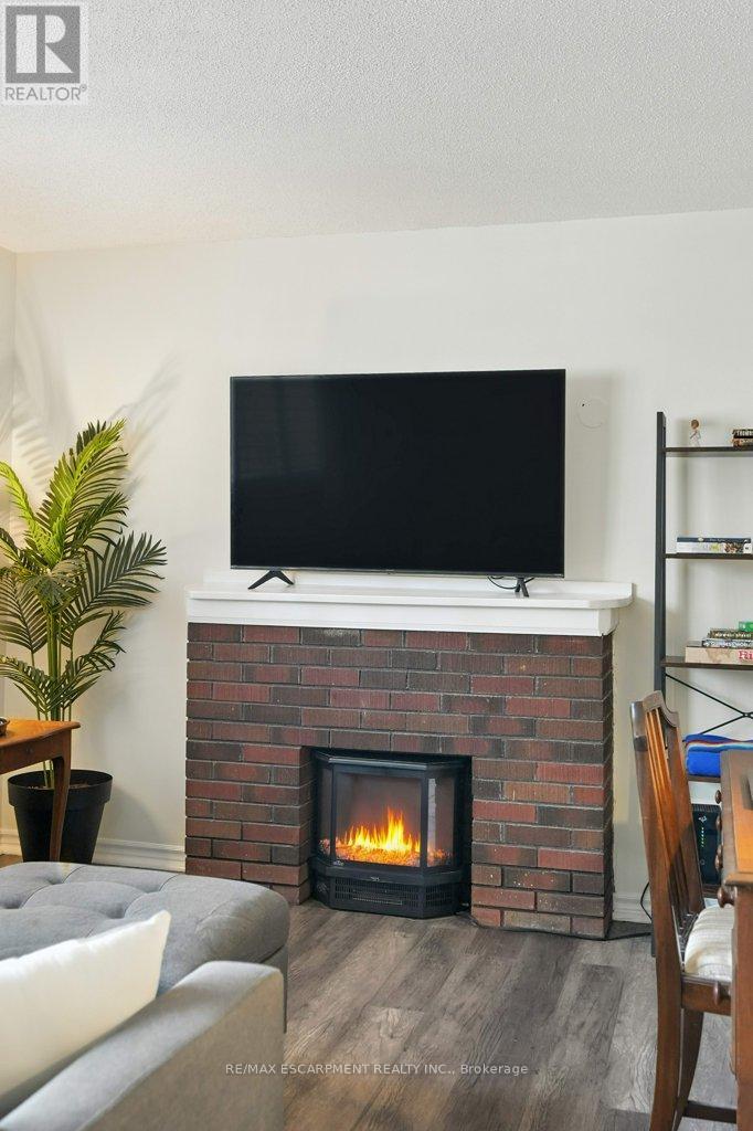 Photo 30 of 18 6 Vineland Avenue, Hamilton ON