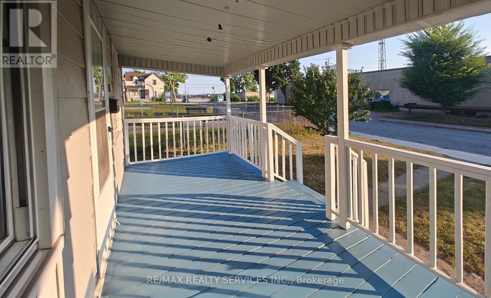 Photo 31 of 764 Caron Avenue, Windsor ON