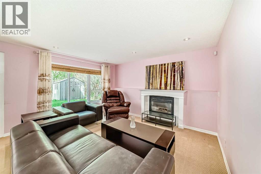 Single Family House for Sale in  Discovery Place SW Discovery Ridge Calgary 