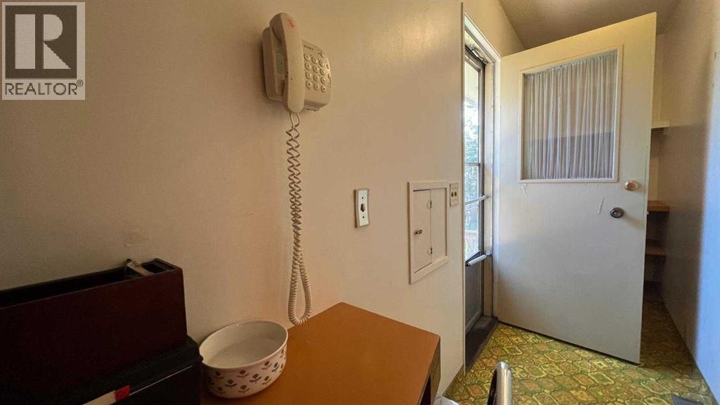 Single Family House Bi-level for Sale in  Dalhart Hill NW Dalhousie Calgary 