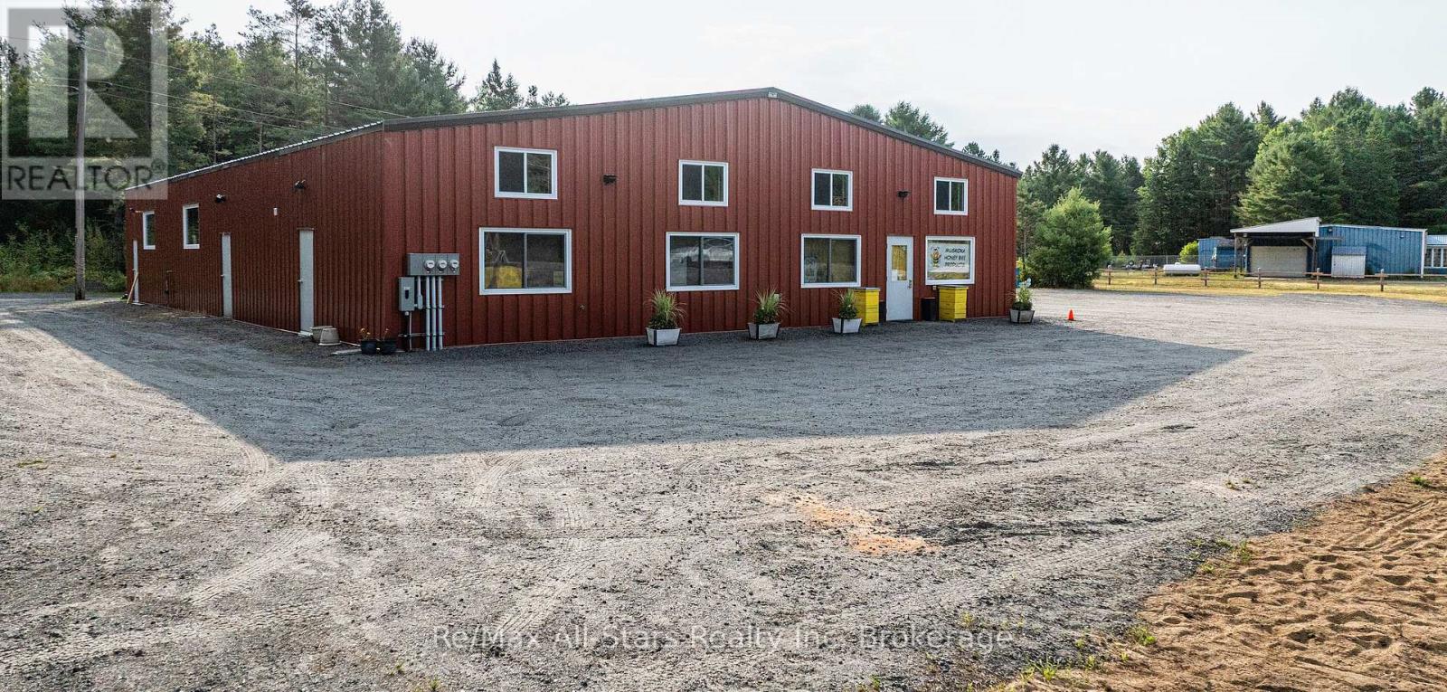 Photo 5 of 25754 35 Highway, Lake Of Bays ON