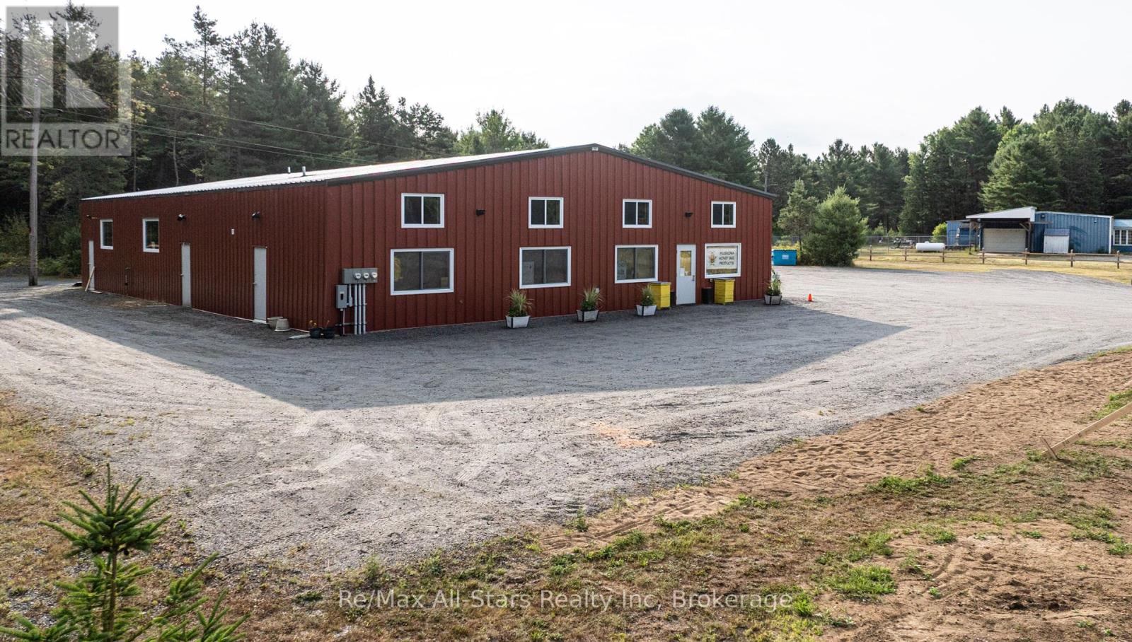 Photo 15 of 25754 35 Highway, Lake Of Bays ON
