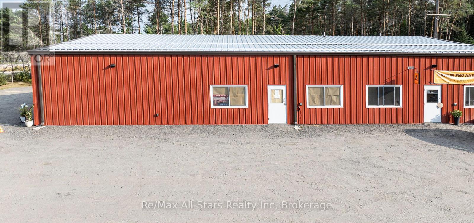 Photo 23 of 25754 35 Highway, Lake Of Bays ON