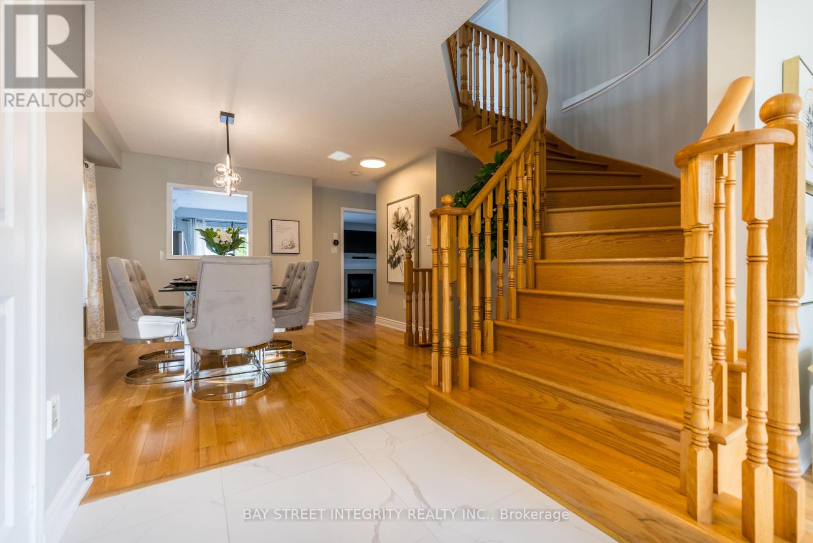 Photo 8 of 82 Oswell Drive, Ajax ON