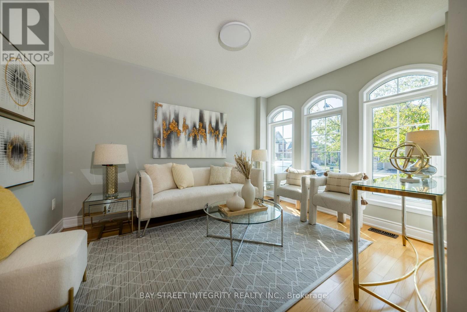 Photo 23 of 82 Oswell Drive, Ajax ON