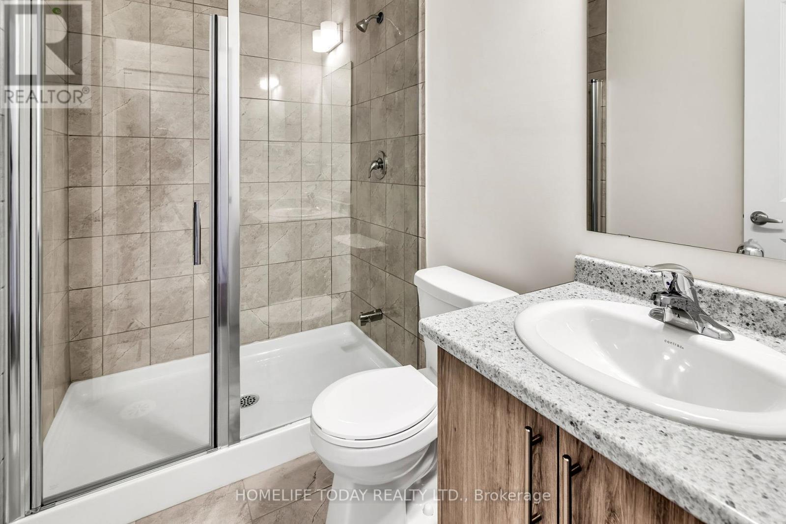 Photo 23 of 104 Stauffer Crescent, Markham ON