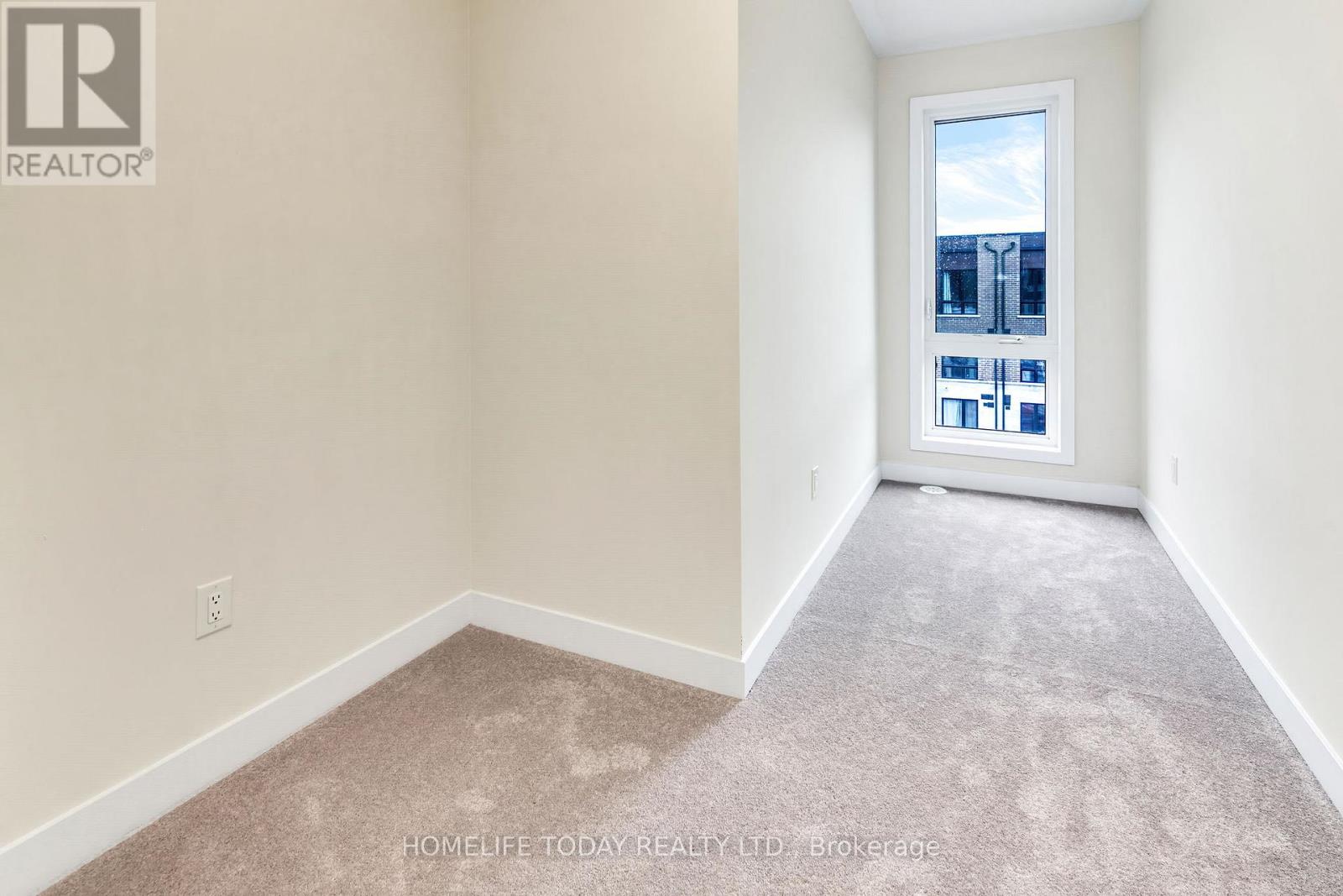 Photo 30 of 104 Stauffer Crescent, Markham ON