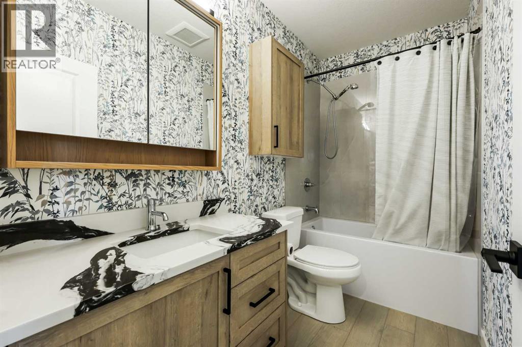 Photo 31 of 600 Muirfield Crescent, Lyalta AB