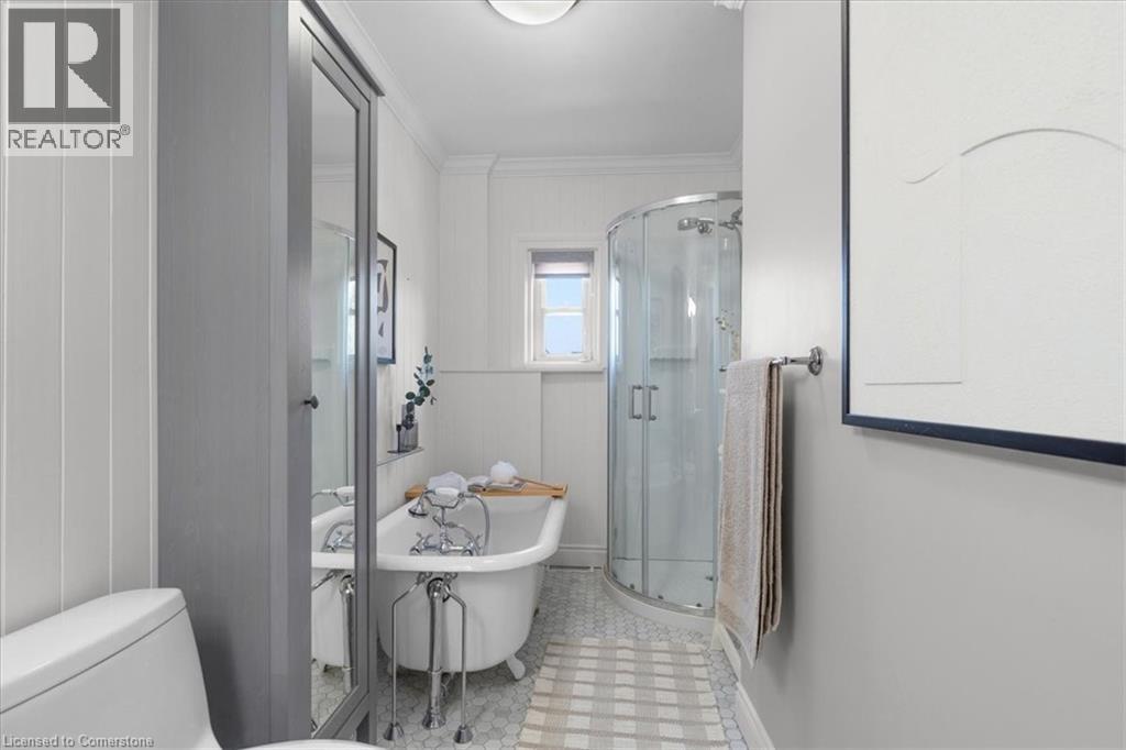 Photo 22 of 40 Emerald Street N, Hamilton ON