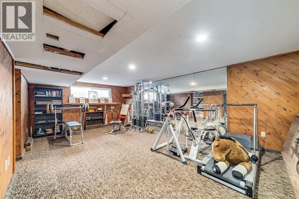 Photo 35 of 3737 Huntington Avenue, Windsor ON