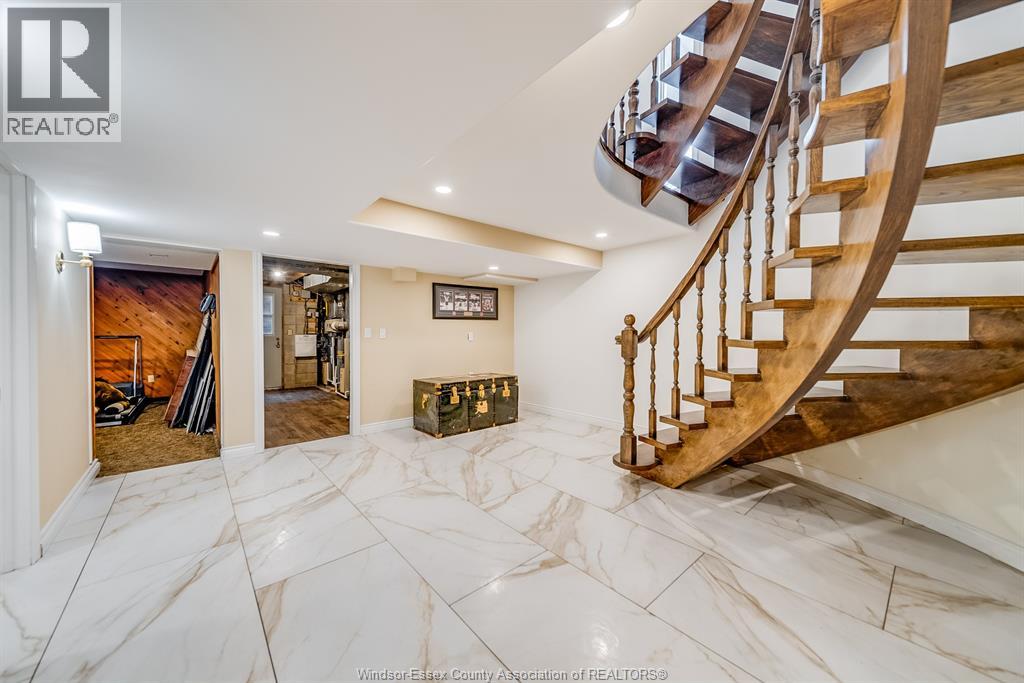 Photo 34 of 3737 Huntington Avenue, Windsor ON