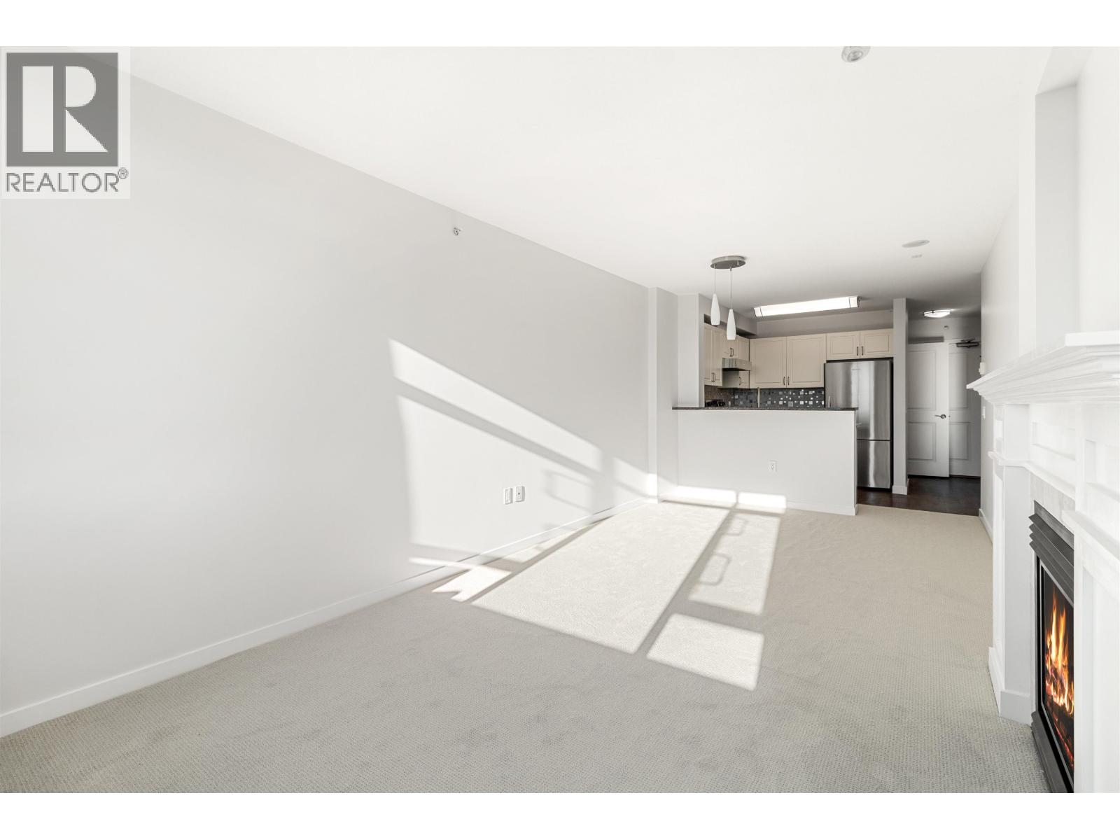Photo 6 of 715 2799 Yew Street, Vancouver BC