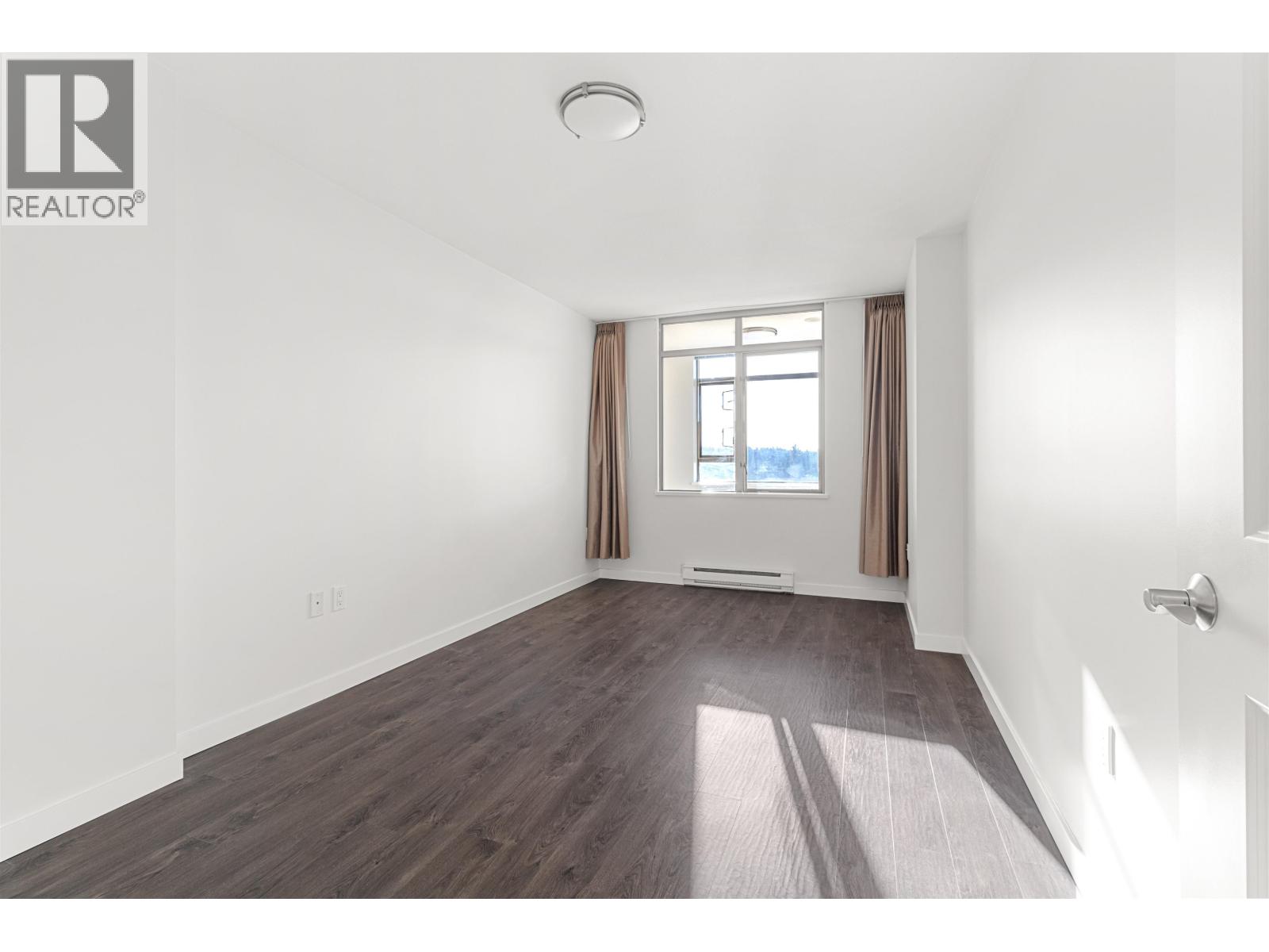 Photo 5 of 715 2799 Yew Street, Vancouver BC