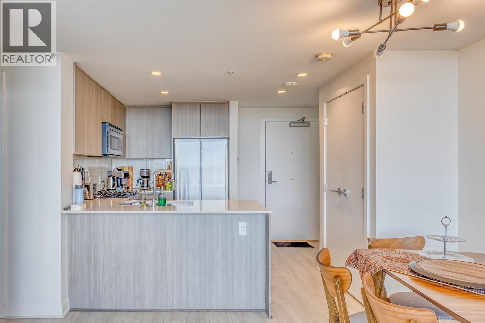 Photo 7 of 1304 1471 Hunter Street, North Vancouver BC