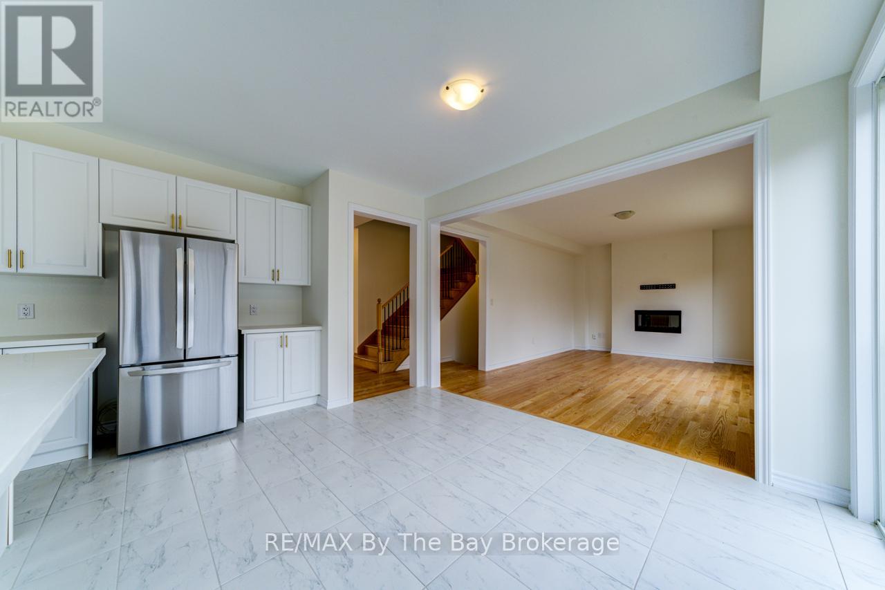 Photo 22 of 41 Del Ray Crescent, Wasaga Beach ON