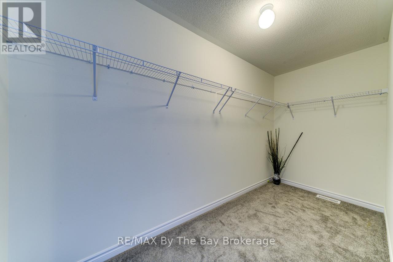 Photo 37 of 41 Del Ray Crescent, Wasaga Beach ON