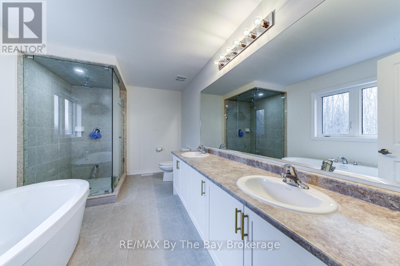 Photo 38 of 41 Del Ray Crescent, Wasaga Beach ON
