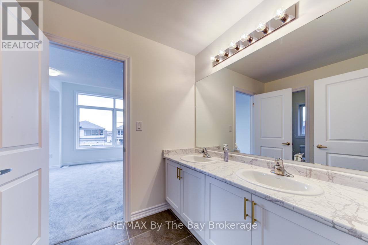 Photo 43 of 41 Del Ray Crescent, Wasaga Beach ON