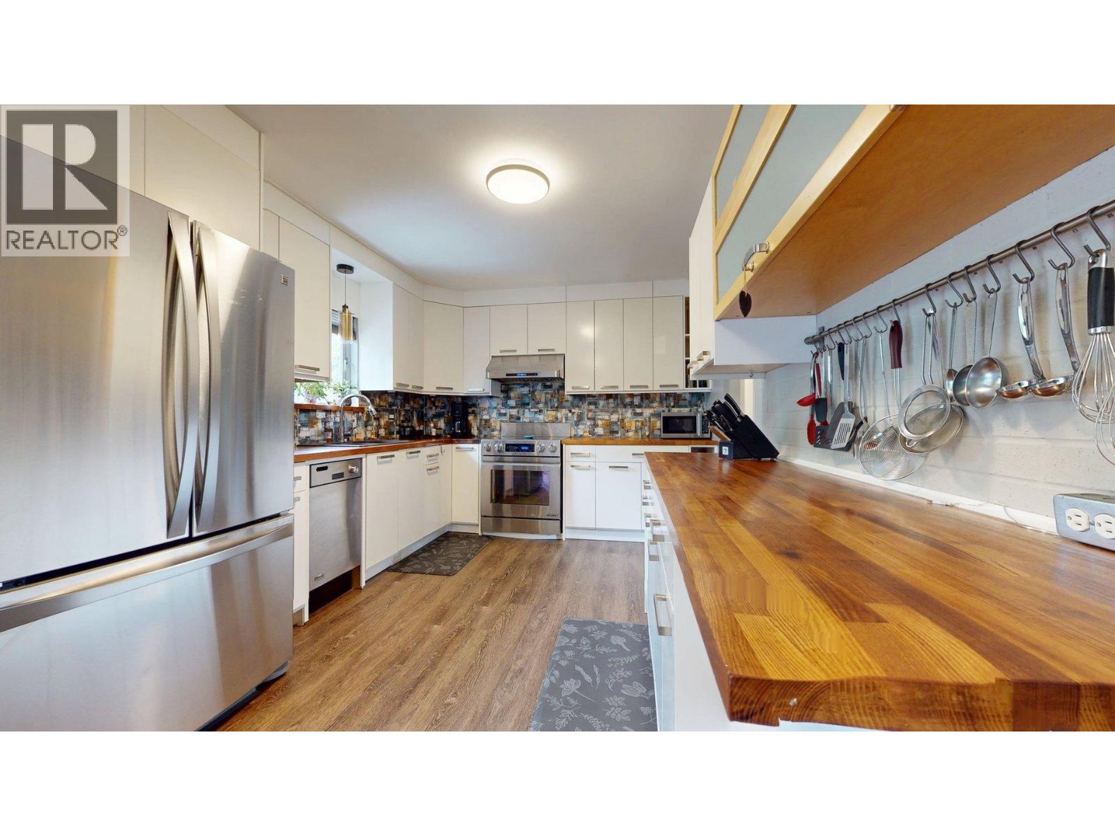Photo 10 of 41599 Cottonwood Road, Squamish BC