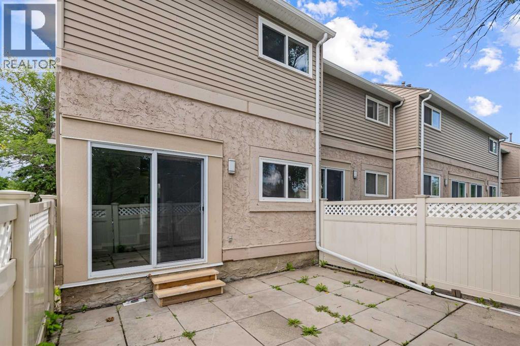 Single Family House for Sale in    Avenue SE Penbrooke Meadows Calgary 