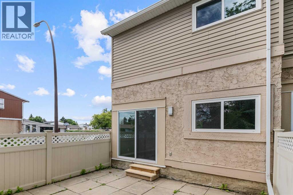 Single Family House for Sale in    Avenue SE Penbrooke Meadows Calgary 