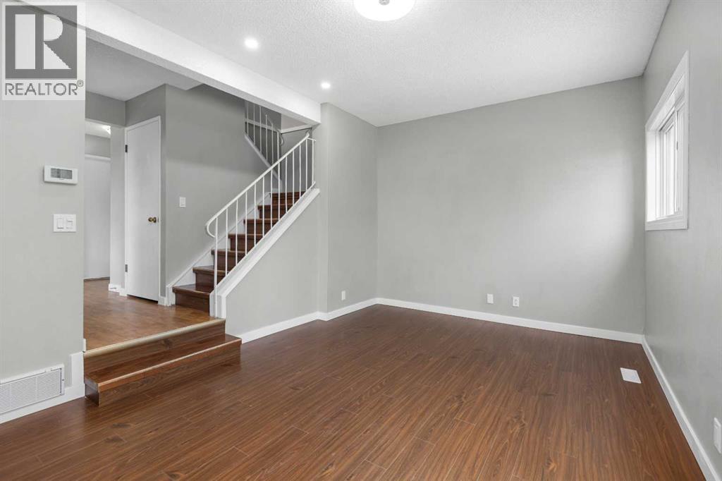 Single Family House for Sale in    Avenue SE Penbrooke Meadows Calgary 