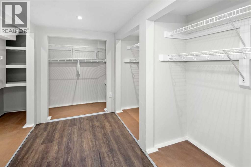 Single Family House for Sale in    Avenue SE Penbrooke Meadows Calgary 