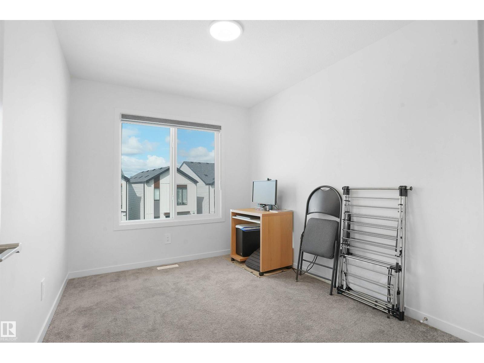 Photo 19 of 510 37 St Sw Sw, Edmonton AB