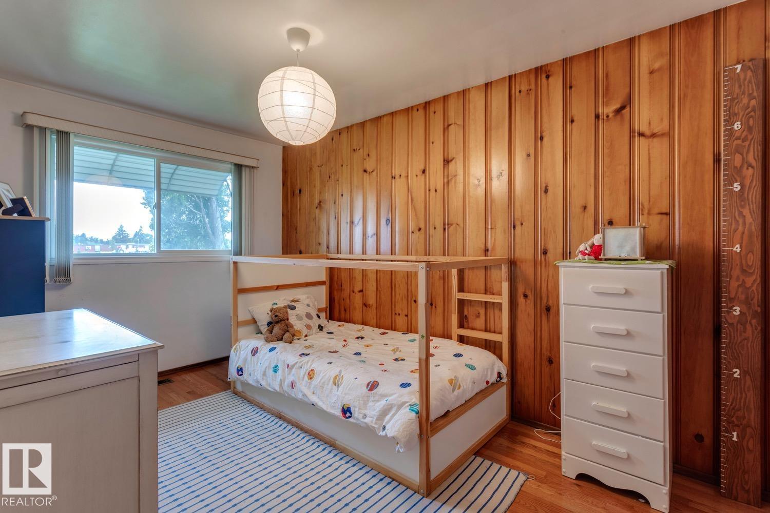 Single Family House Bungalow for Sale in   ST NW Edmonton 